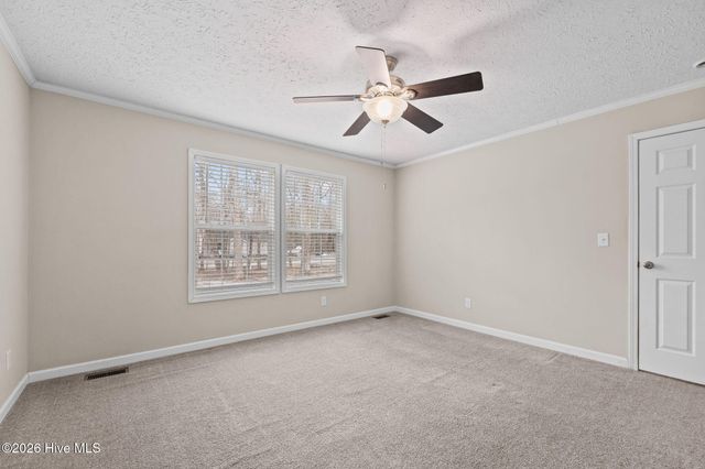 153 Country Club Lane, Newport, NC 28570