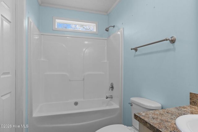 153 Country Club Lane, Newport, NC 28570