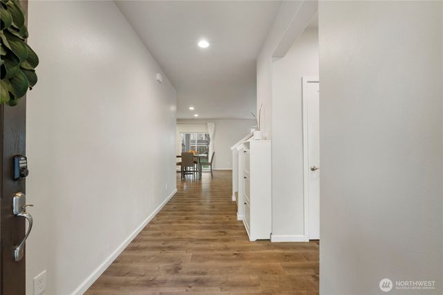 13825 66th Ave E, Puyallup, WA 98373