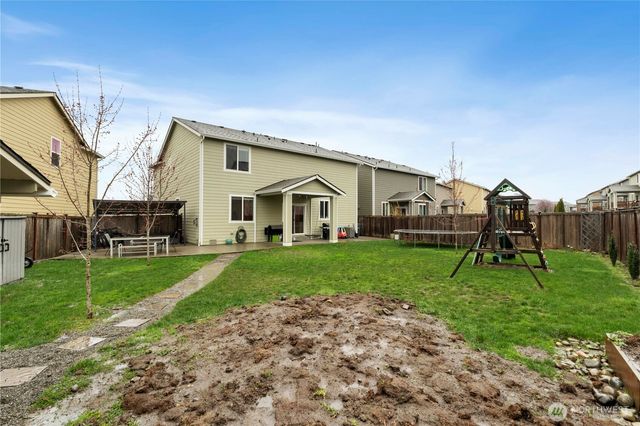 13825 66th Ave E, Puyallup, WA 98373