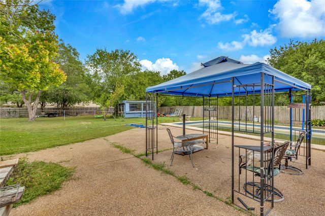 11909 Bluebonnet LN, Manchaca, TX 78652