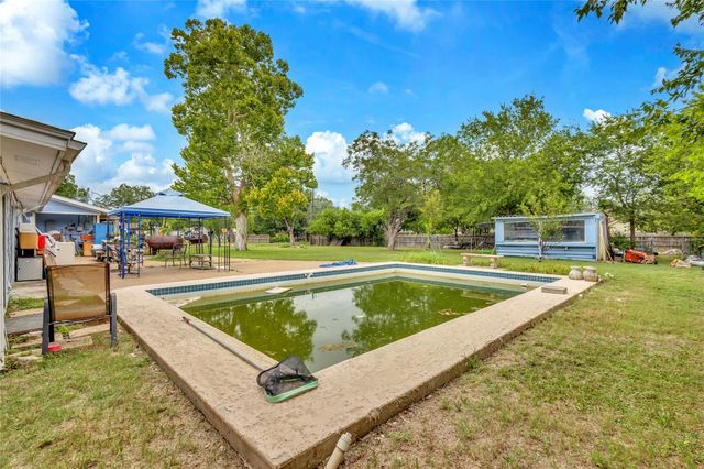 11909 Bluebonnet LN, Manchaca, TX 78652