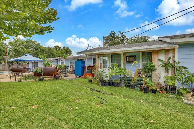 11909 Bluebonnet LN, Manchaca, TX 78652