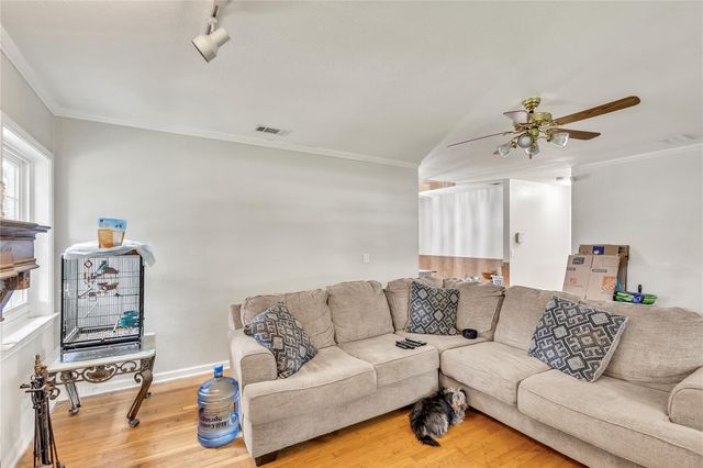 11909 Bluebonnet LN, Manchaca, TX 78652