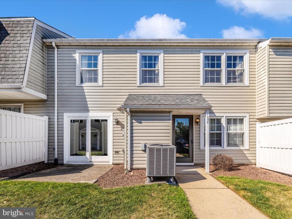 1250-D DANIELLE DR #1250D, Frederick, MD 21703
