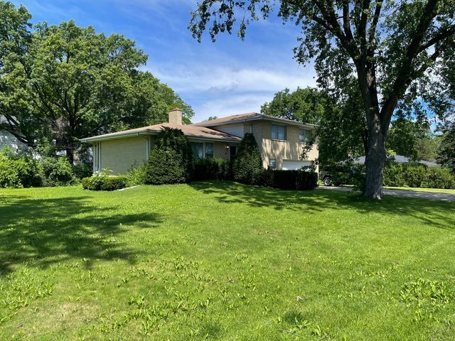 10 E Leon Lane, Prospect Heights, IL 60070