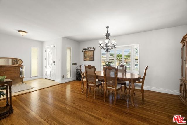 17630 Kittridge Street, Lake Balboa, CA 91406