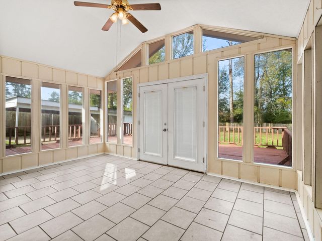 2004 Columbus Cir, Leesville, LA 71446