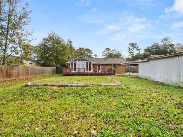 2004 Columbus Cir, Leesville, LA 71446