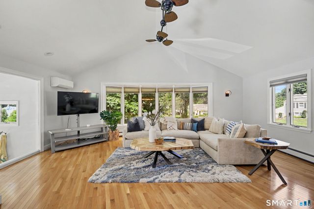 9 Geneva Road, Norwalk, CT 06850