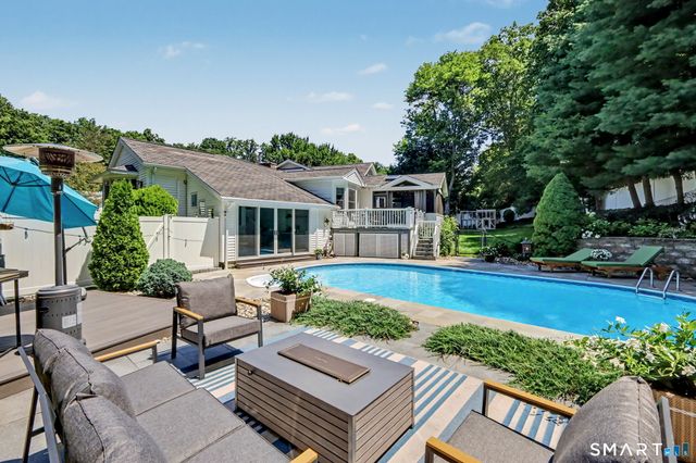 9 Geneva Road, Norwalk, CT 06850