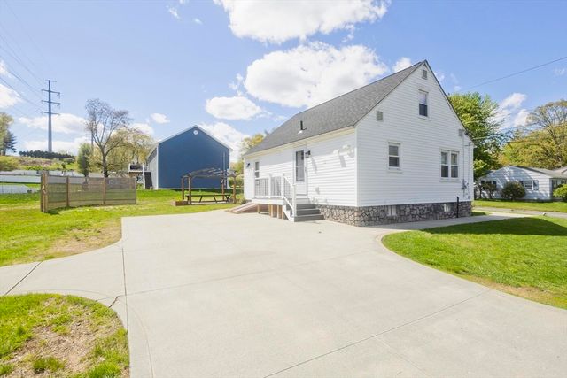 151 Labelle St, West Springfield, MA 01089