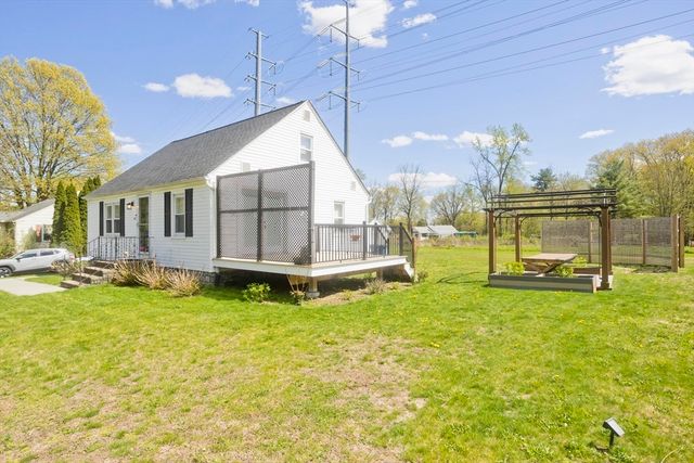 151 Labelle St, West Springfield, MA 01089