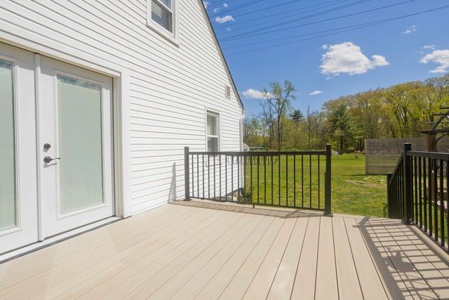 151 Labelle St, West Springfield, MA 01089