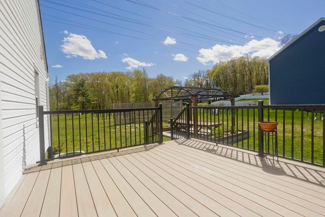 151 Labelle St, West Springfield, MA 01089