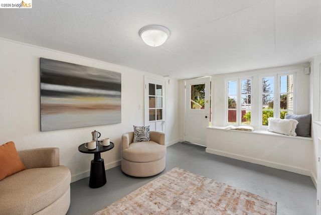 2939 Florida St, Oakland, CA 94602