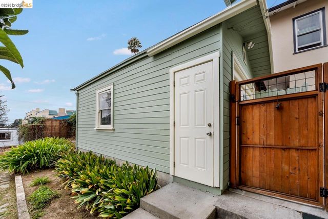 2939 Florida St, Oakland, CA 94602