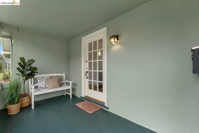 2939 Florida St, Oakland, CA 94602