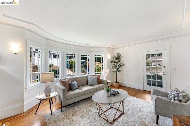 2939 Florida St, Oakland, CA 94602