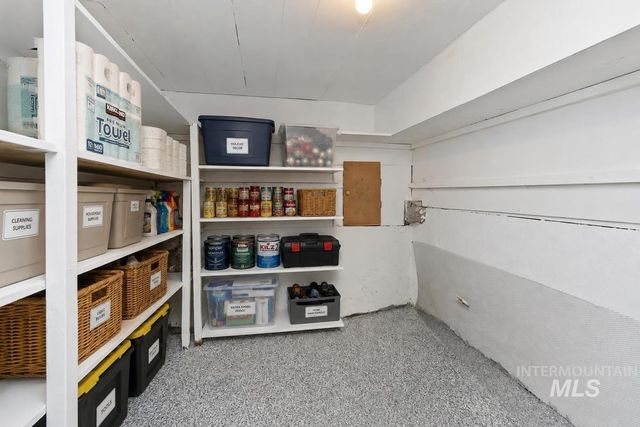 616 S 9th Ave, Caldwell, ID 83605