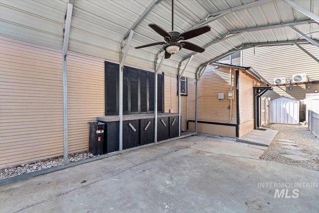 616 S 9th Ave, Caldwell, ID 83605