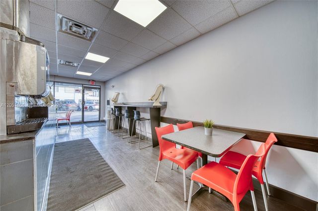 Pizzeria Restaurant Pizzeria Restaurant For Sale In South Miami, South Miami, FL 33143