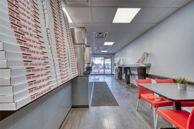 Pizzeria Restaurant Pizzeria Restaurant For Sale In South Miami, South Miami, FL 33143