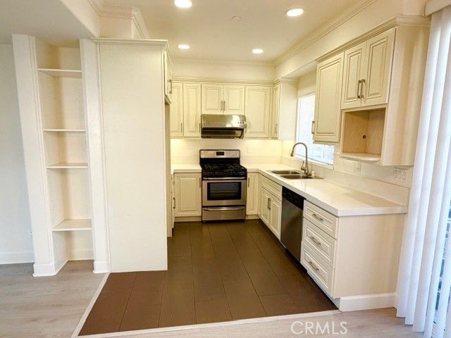 788 S Stoneman D, Alhambra, CA 91801