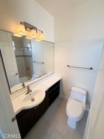 788 S Stoneman D, Alhambra, CA 91801