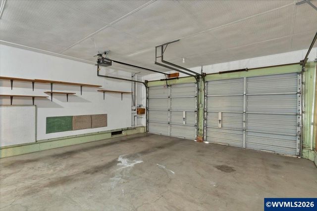 1563 Vanderbeck Ln, Woodburn, OR 97071