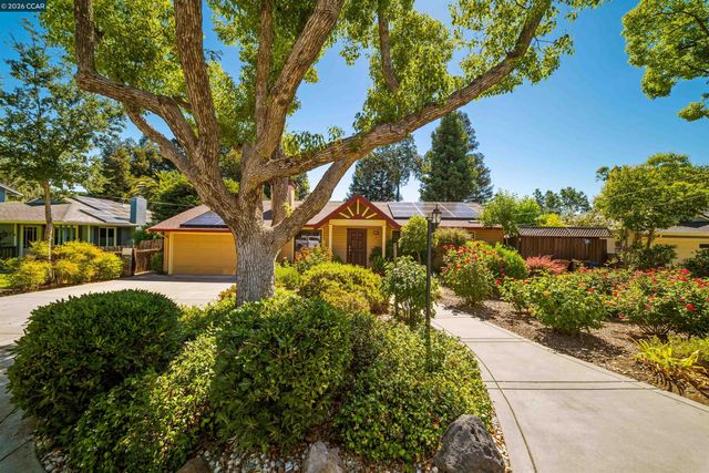 31 Elliot Dr, Pleasant Hill, CA 94523