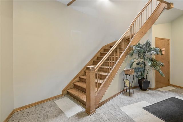 6417 S Minerva Avenue 3-SW, Chicago, IL 60637