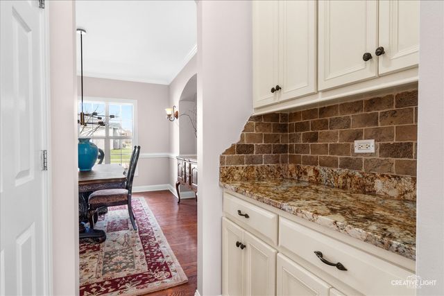 13006 Timber Wood Circle, Plainfield, IL 60585