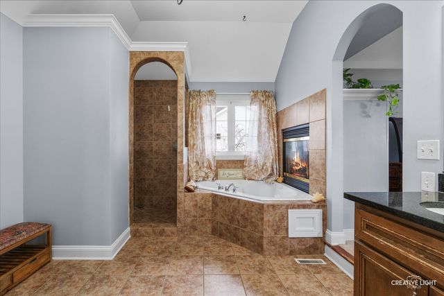 13006 Timber Wood Circle, Plainfield, IL 60585