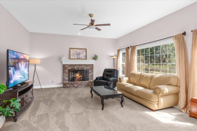 13006 Timber Wood Circle, Plainfield, IL 60585