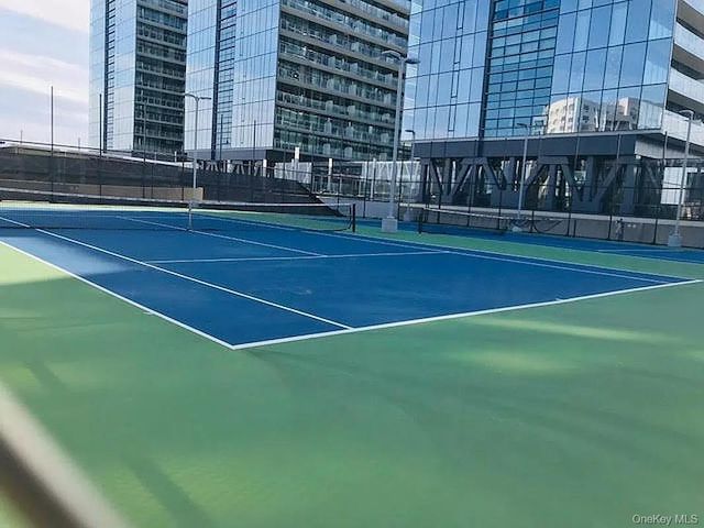 13105 40th Road 11M, Flushing, NY 11354
