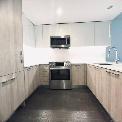 13105 40th Road 11M, Flushing, NY 11354