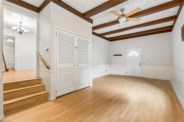 520 Beech DR, Newport News, VA 23601