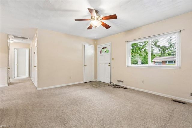 520 Beech DR, Newport News, VA 23601