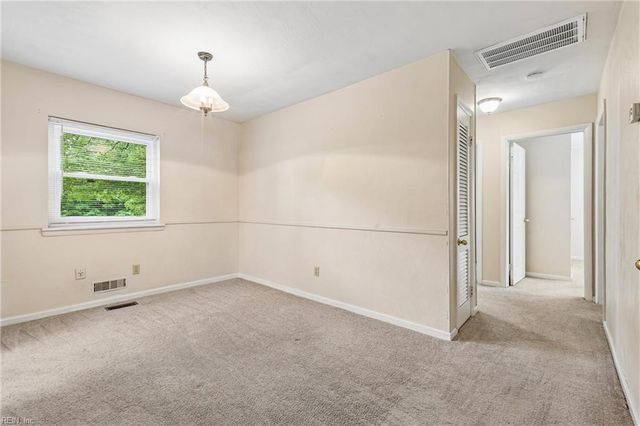 520 Beech DR, Newport News, VA 23601