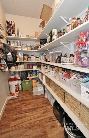 7802 S Dewberry Ave., Boise, ID 83709