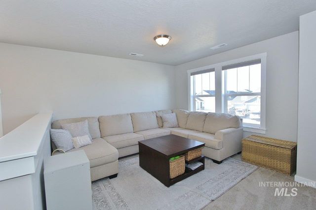 7802 S Dewberry Ave., Boise, ID 83709