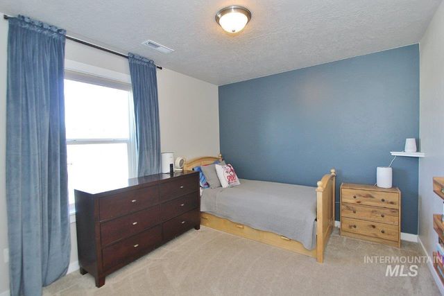 7802 S Dewberry Ave., Boise, ID 83709