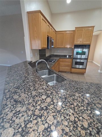 10141 Rochester, Phelan, CA 92371