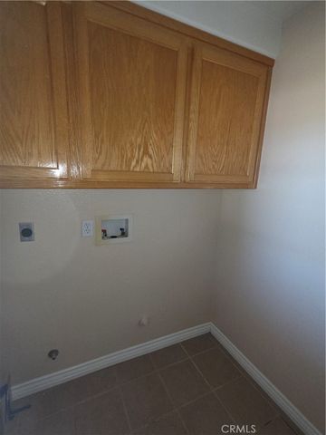 10141 Rochester, Phelan, CA 92371