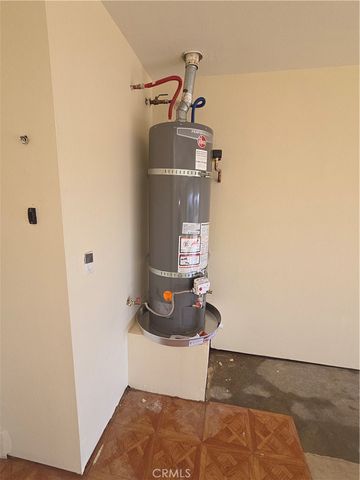 10141 Rochester, Phelan, CA 92371