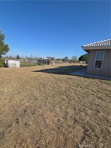 10141 Rochester, Phelan, CA 92371
