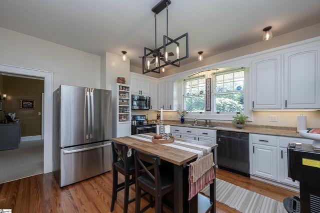525 Crane Avenue, Greenville, SC 29617