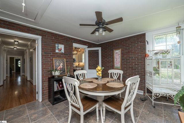 525 Crane Avenue, Greenville, SC 29617