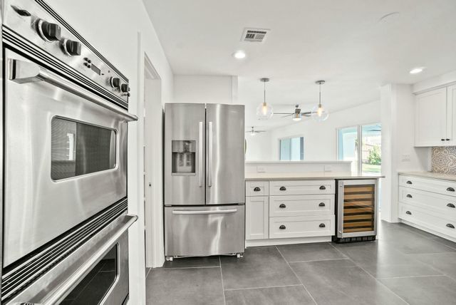 711 SW 25th Place, Boynton Beach, FL 33435